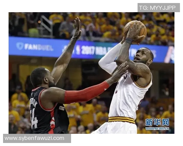 2016年NBA季后赛骑士与猛龙第二场激战回顾与精彩瞬间分析