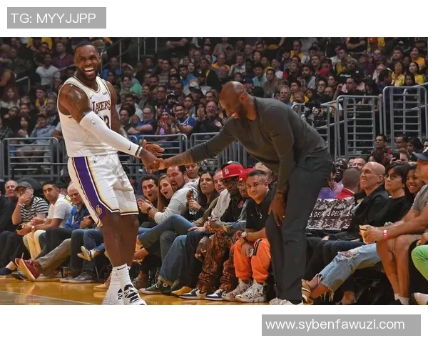 热火与湖人激战第五场精彩回顾全场比赛亮点与分析尽在其中